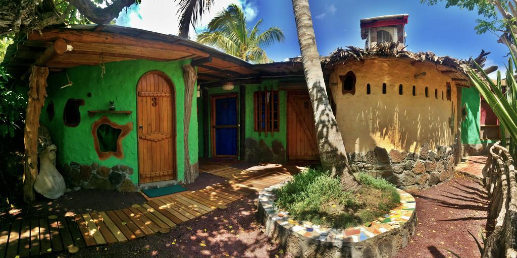 Lonesome George Ecolodge Puerto Ayora  Exteriér fotografie