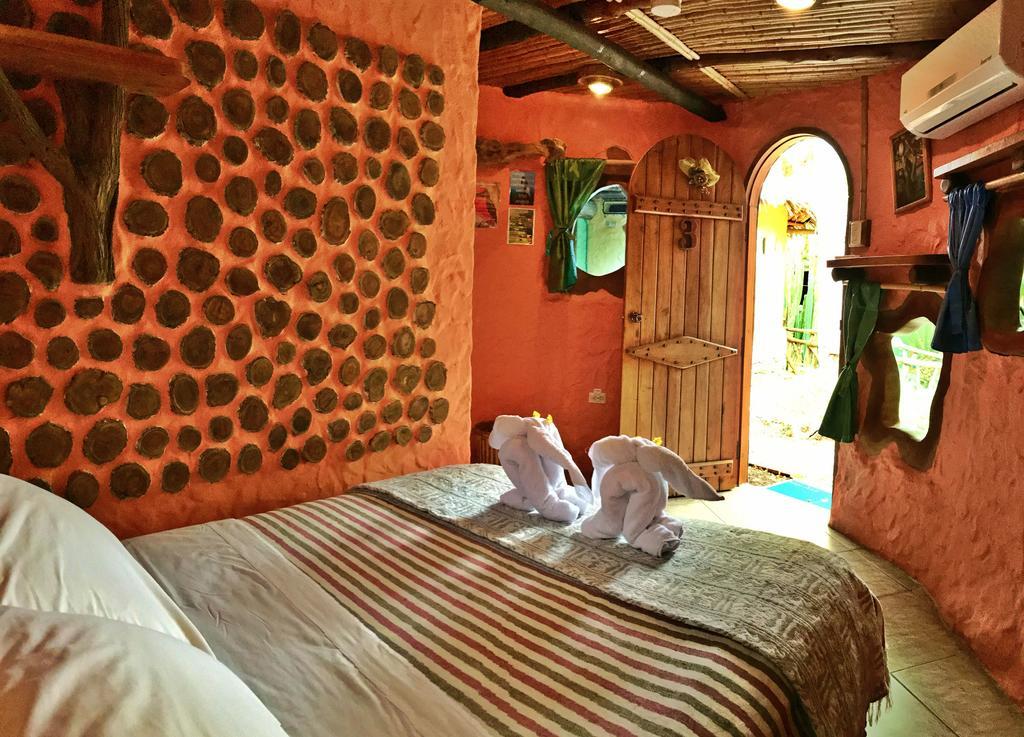 Lonesome George Ecolodge Puerto Ayora  Exteriér fotografie