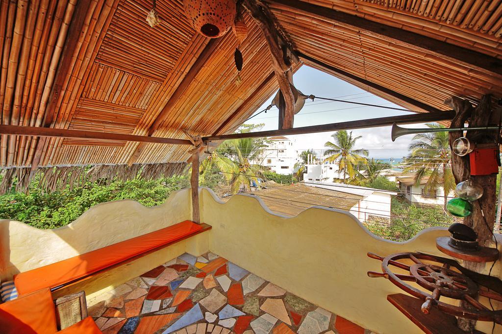 Lonesome George Ecolodge Puerto Ayora  Exteriér fotografie