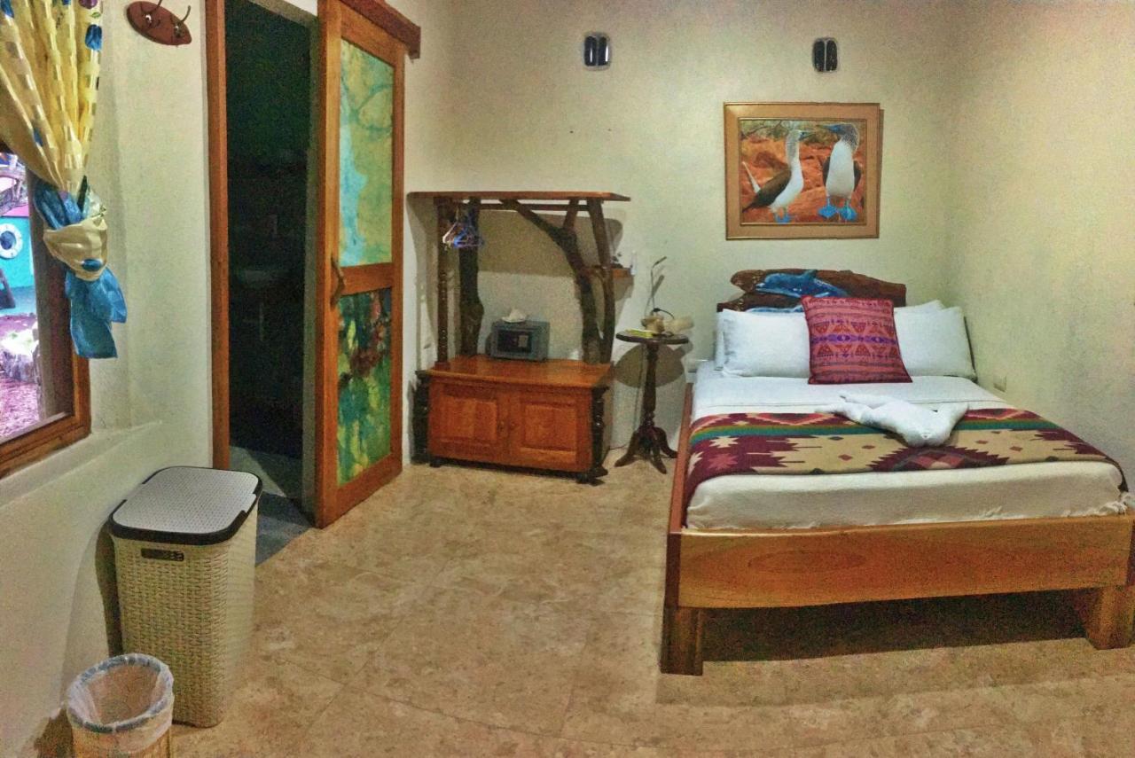 Lonesome George Ecolodge Puerto Ayora  Exteriér fotografie